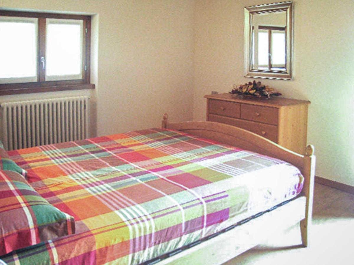 Borgo Chiaro Daire Colico Dış mekan fotoğraf